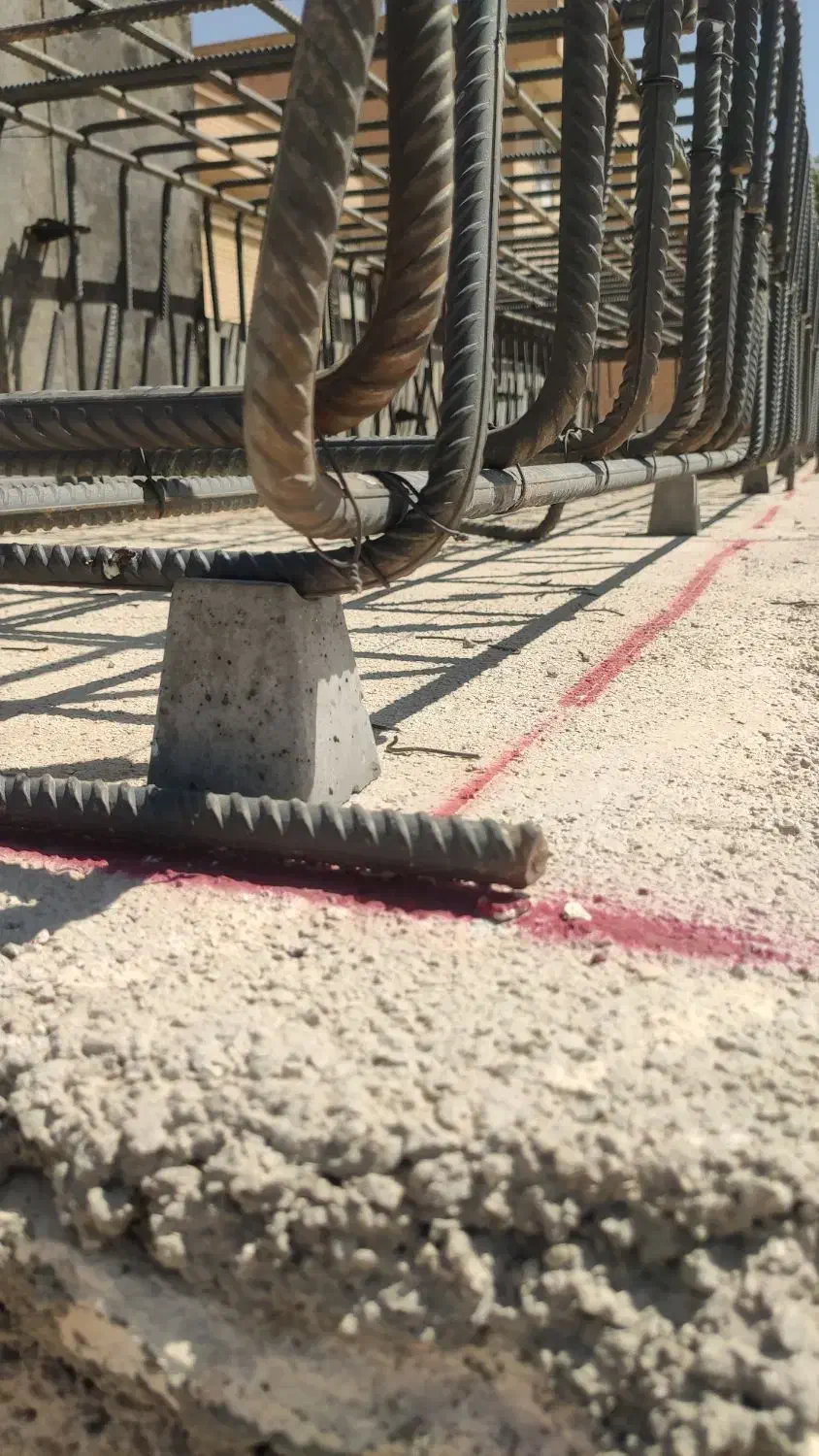 اسپیسر بتنی 7.5 سانتیمتری سنگین|مصالح و تجهیزات ساختمان|شیراز, شهرک بهشتی|دیوار