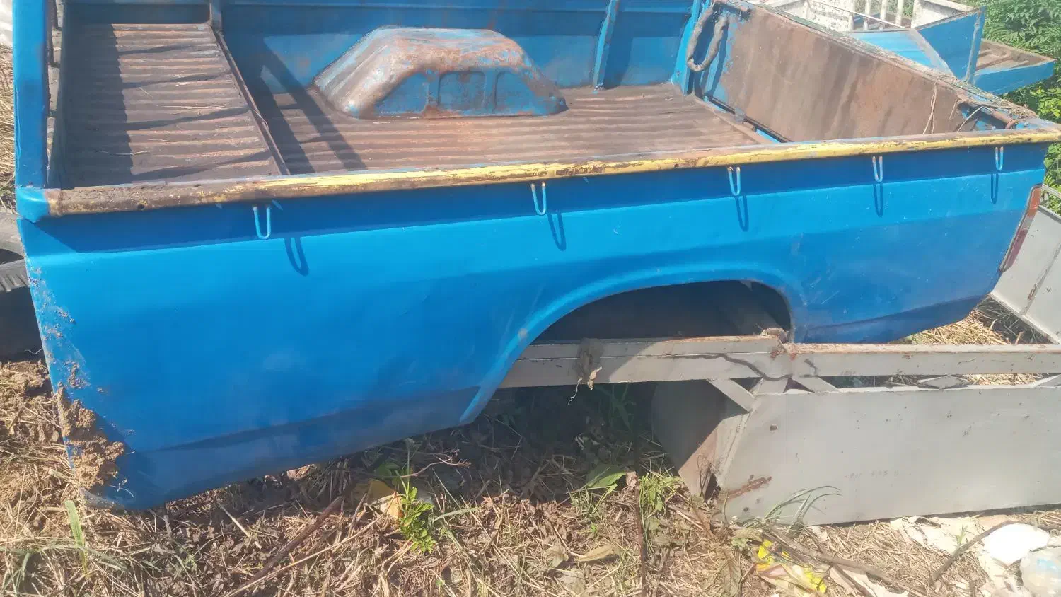 اتاق عقب نیسان|قطعات یدکی و لوازم جانبی|آستانه اشرفیه, |دیوار