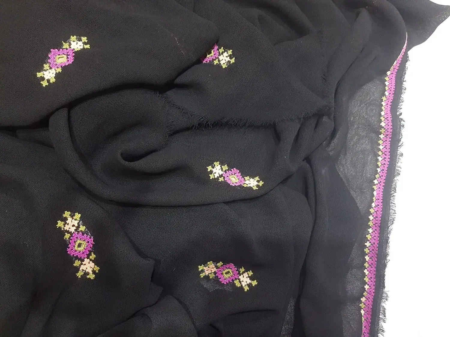 چادرپلیواری بانخ ابریشم میدوزم|لباس|لاشار, |دیوار