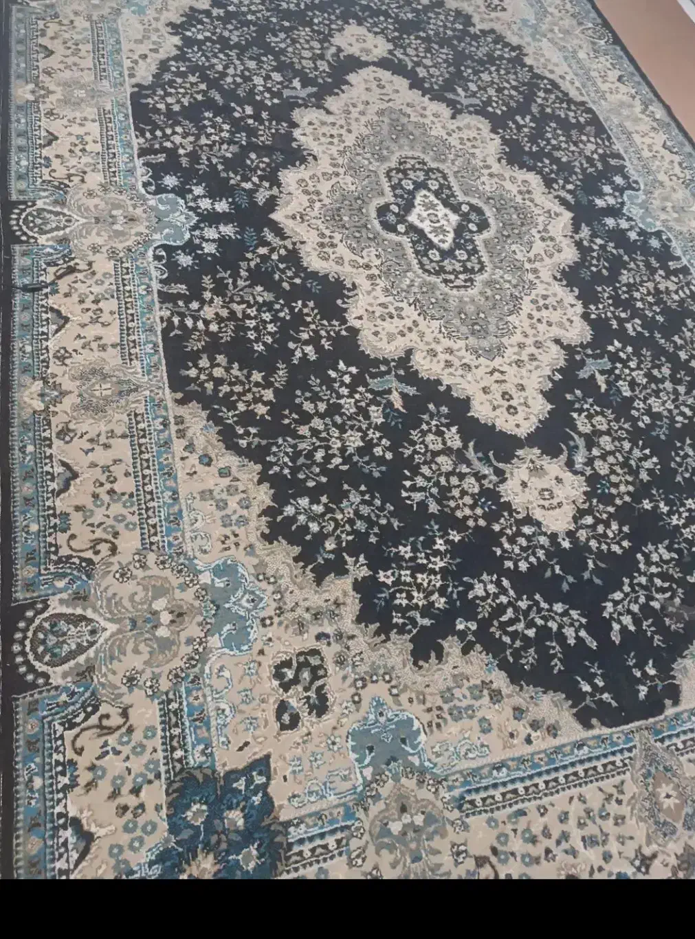 فرش 6متری زمینه سورمه ای|فرش|مشهد, جنت|دیوار