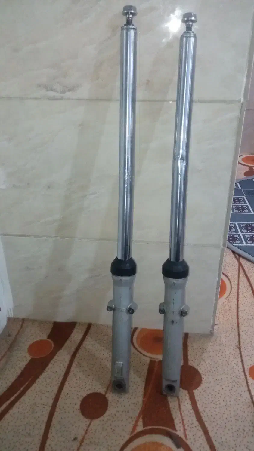 کمک جلو موتور ۱۲۵|قطعات یدکی و لوازم جانبی|شیراز, مسلم|دیوار