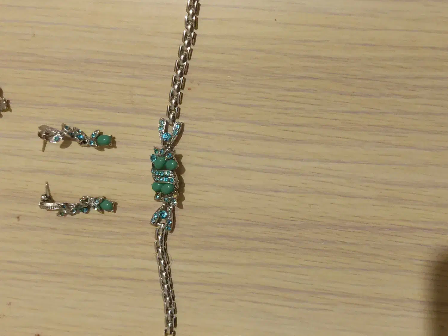 سرویس رنگ ثابت|بدلیجات|ورامین, ورامین|دیوار