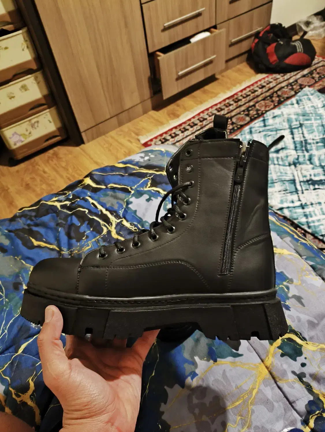 بوت برشکا ۴۴ نو|کیف، کفش، کمربند|شاهینشهر, فردوسی|دیوار