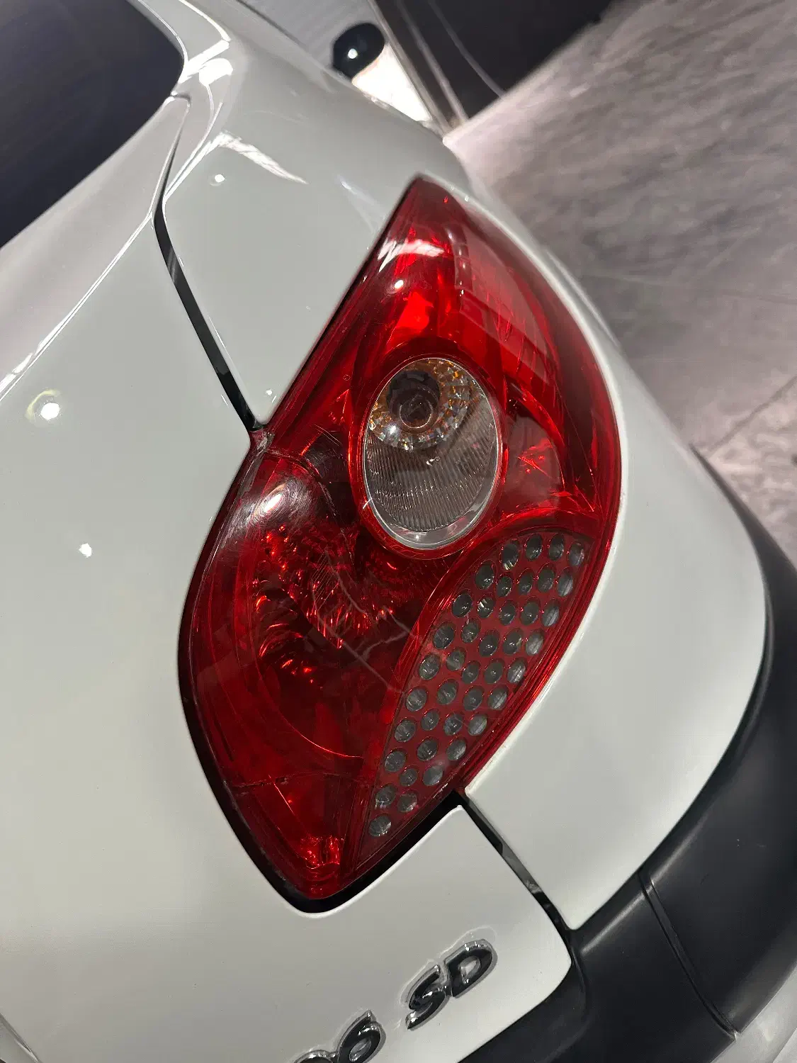 چراغ ۲۰۶ و۲۰۷ والئو برزیل|قطعات یدکی و لوازم جانبی|تبریز, |دیوار