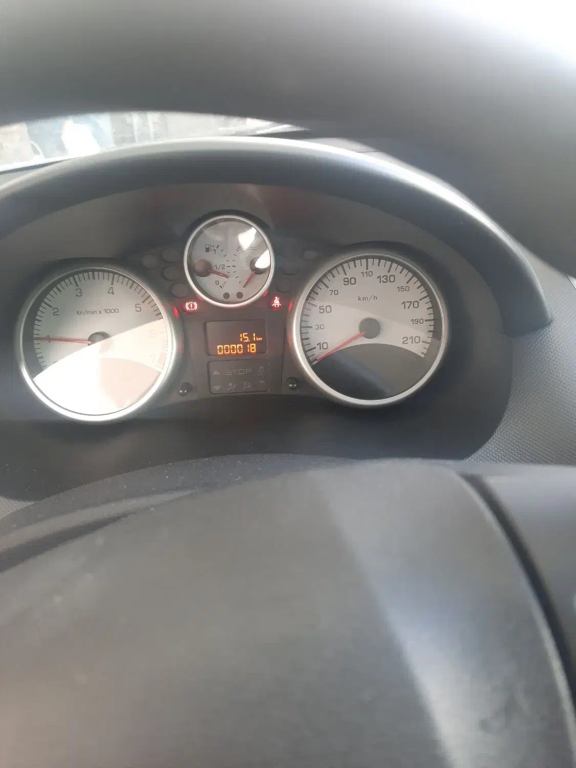 پژو 207tu3|خودرو سواری و وانت|نجفآباد, فرخی|دیوار