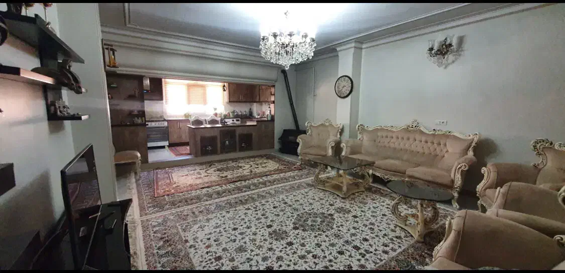 ۹۳ متر طالقانی بدون دیوار مشترک‌|فروش آپارتمان|ساوه, |دیوار