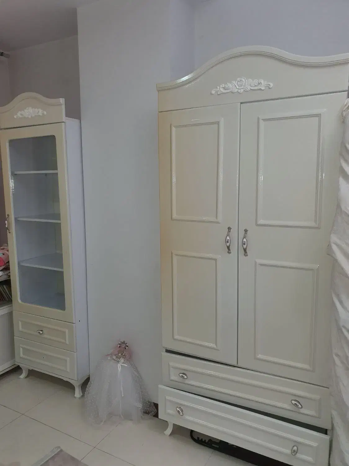 کمد و ویترین و شلف کودک|تخت و سرویس خواب|تهران, گلستان (شهرک راه آهن)|دیوار