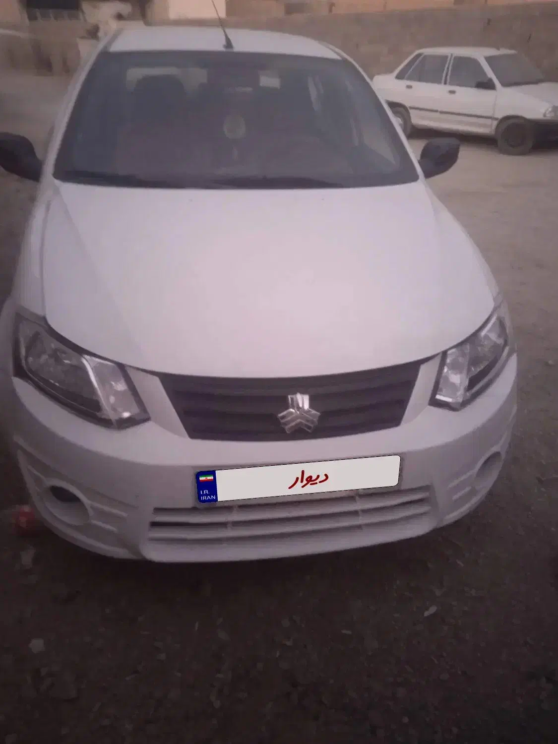 ساینا سواری مدل۱۳۹۶|خودرو سواری و وانت|نجفآباد, یزدانشهر|دیوار