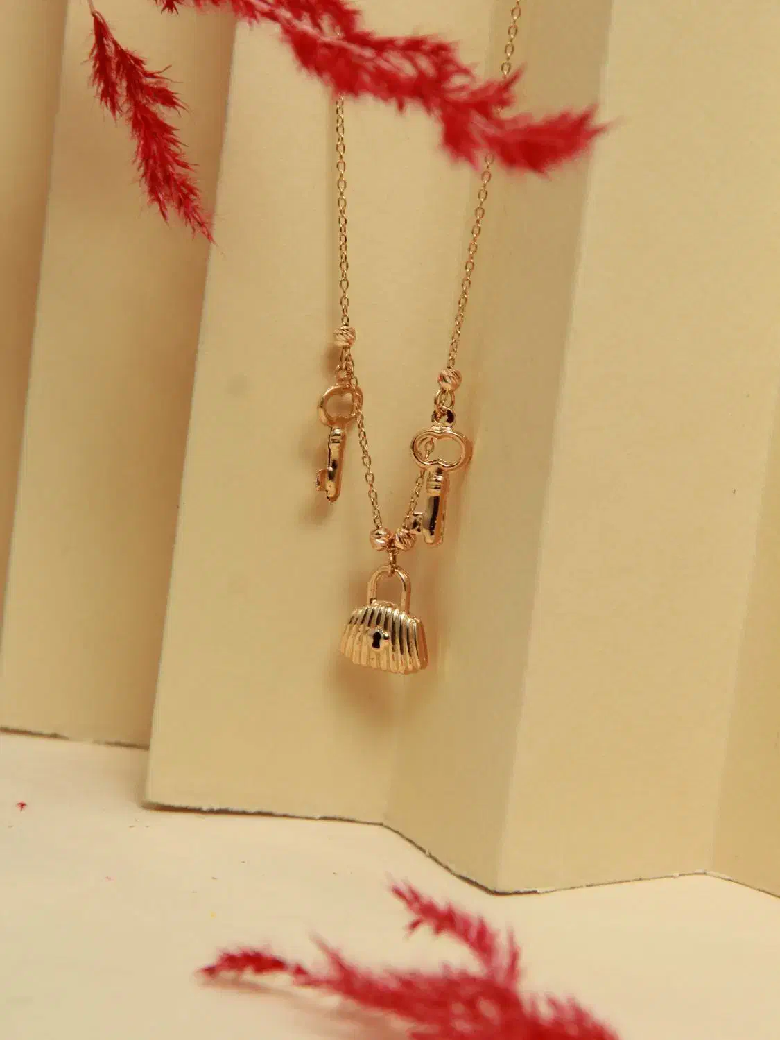 سینه ریز قفل و کلید اقساطی|جواهرات|قم, نیروگاه|دیوار