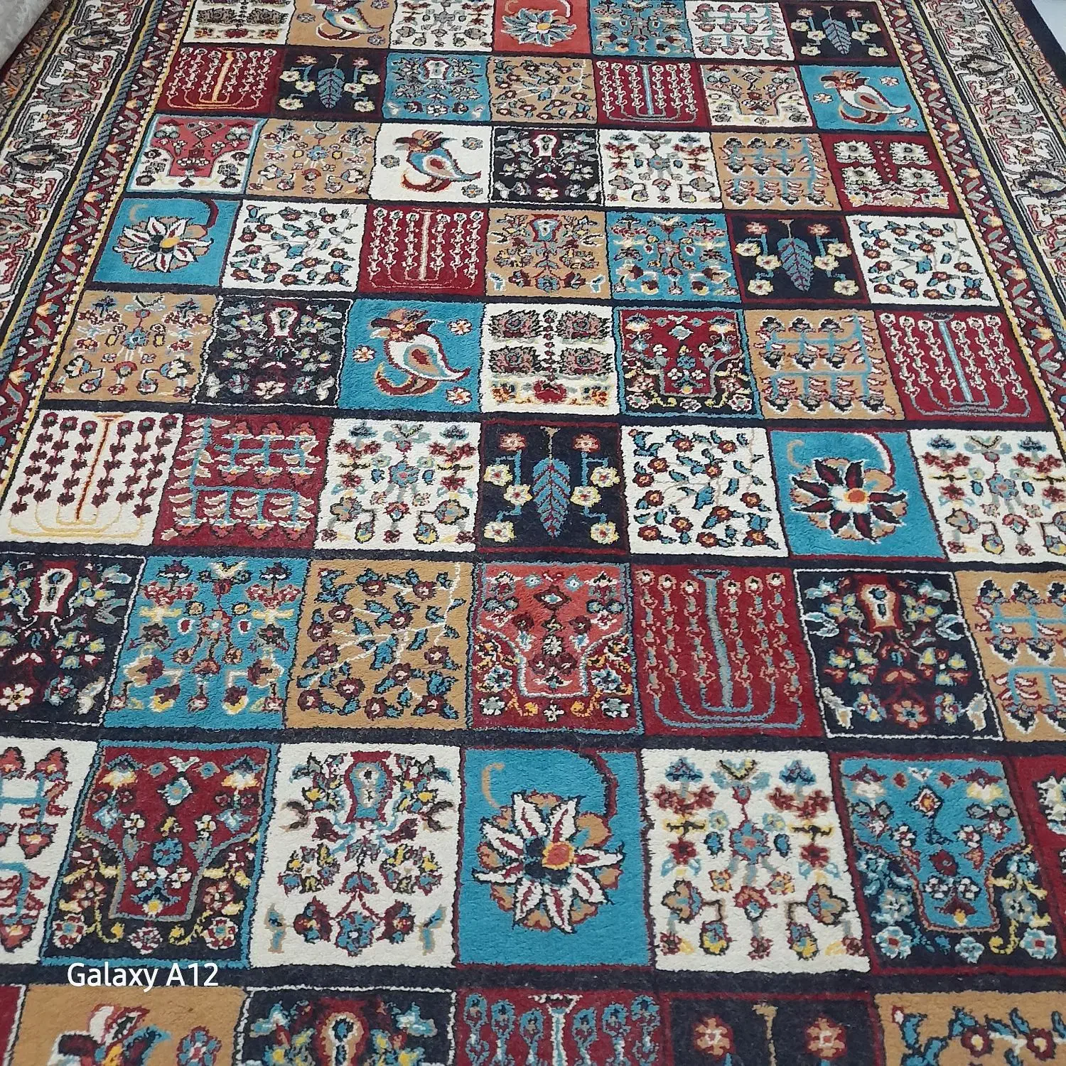 یک تخته فرش ۶ متری سالم و تمیز در حد نو|فرش|شاهینشهر, طالقانی|دیوار