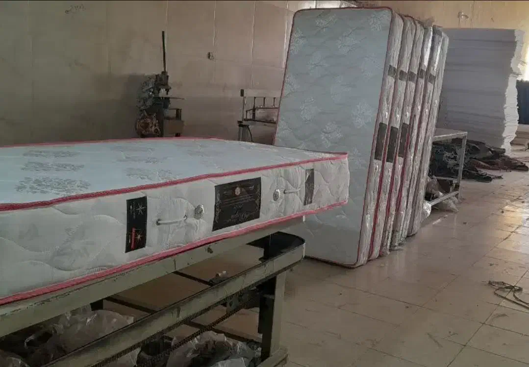 // جهیزیه//سیسمونی|تشک تختخواب|برخوار, |دیوار