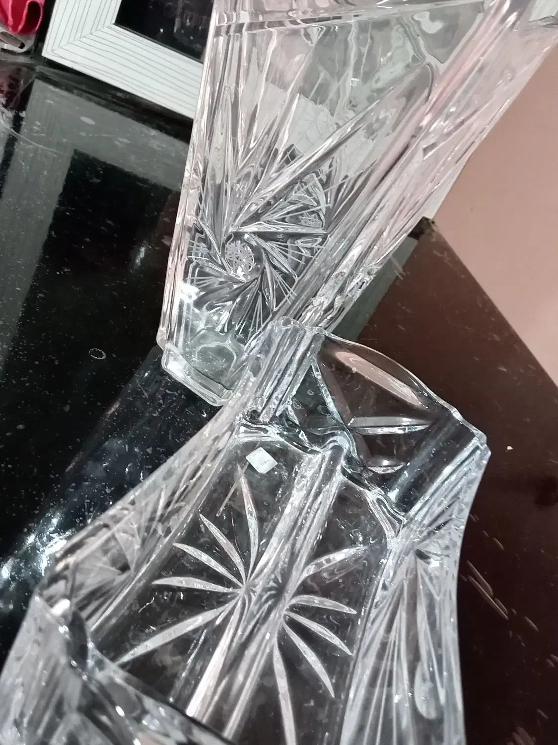 کریستال خورشیدی|ظروف سرو و پذیرایی|تیکمه داش, |دیوار