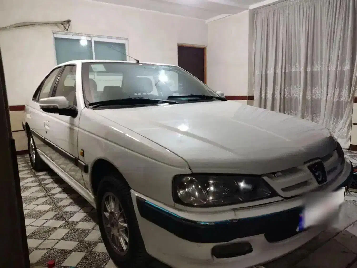 پژو پارس سال ۹۶ سفید بدون رنگ و خط|خودرو سواری و وانت|دابودشت, |دیوار