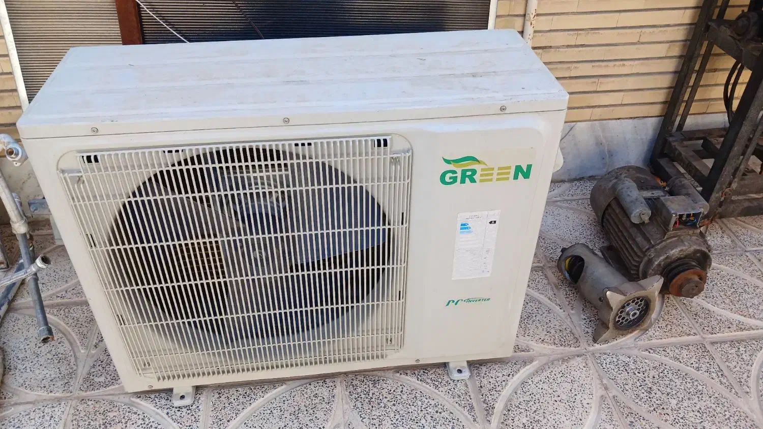 کولر گازی سرد گرم کم کار خیلی تمیز درجه یک|کولر گازی و فنکوئل|پیر بکران, |دیوار