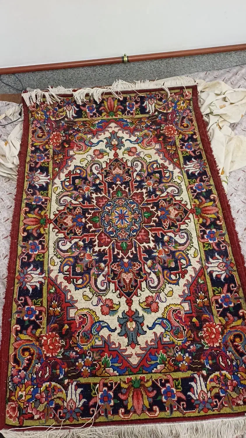 فرش زرنیم|فرش|تبریز, |دیوار