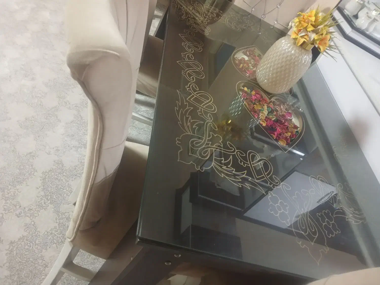 میز ناهار خوری زیبا|میز و صندلی غذاخوری|صحنه, |دیوار