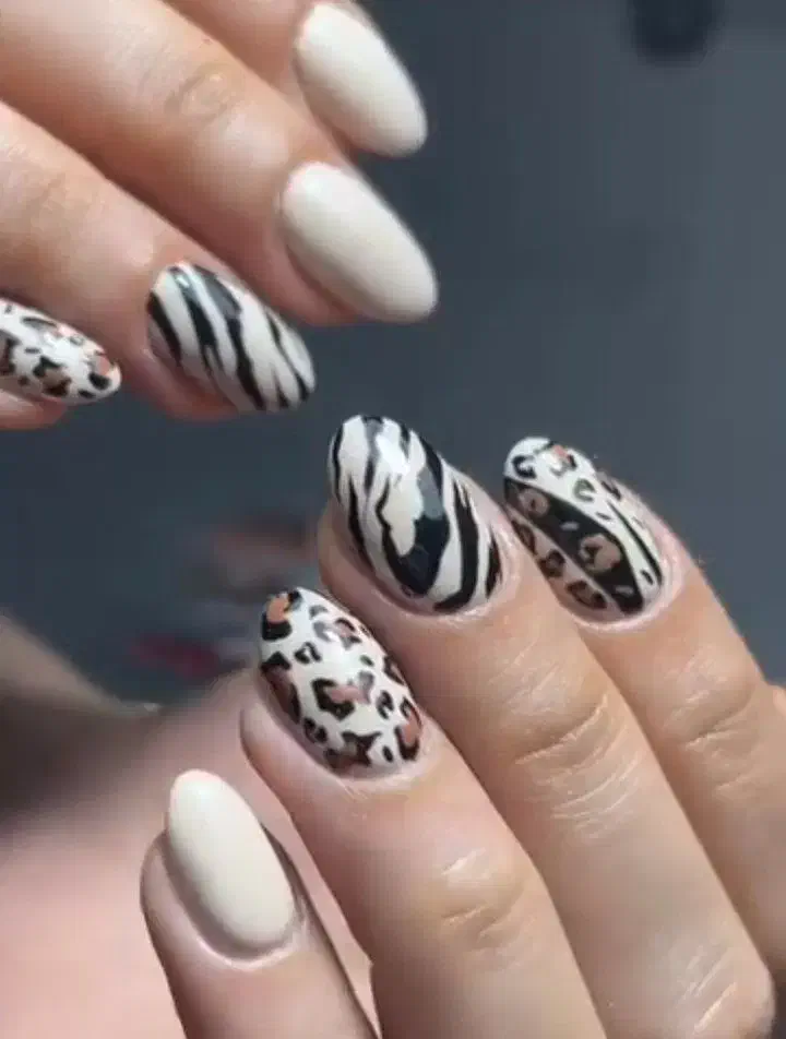 کاشت ناخن .آف ویژه ناخن با بهترین متریال|خدمات آرایشگری و زیبایی|تیمور آباد, |دیوار