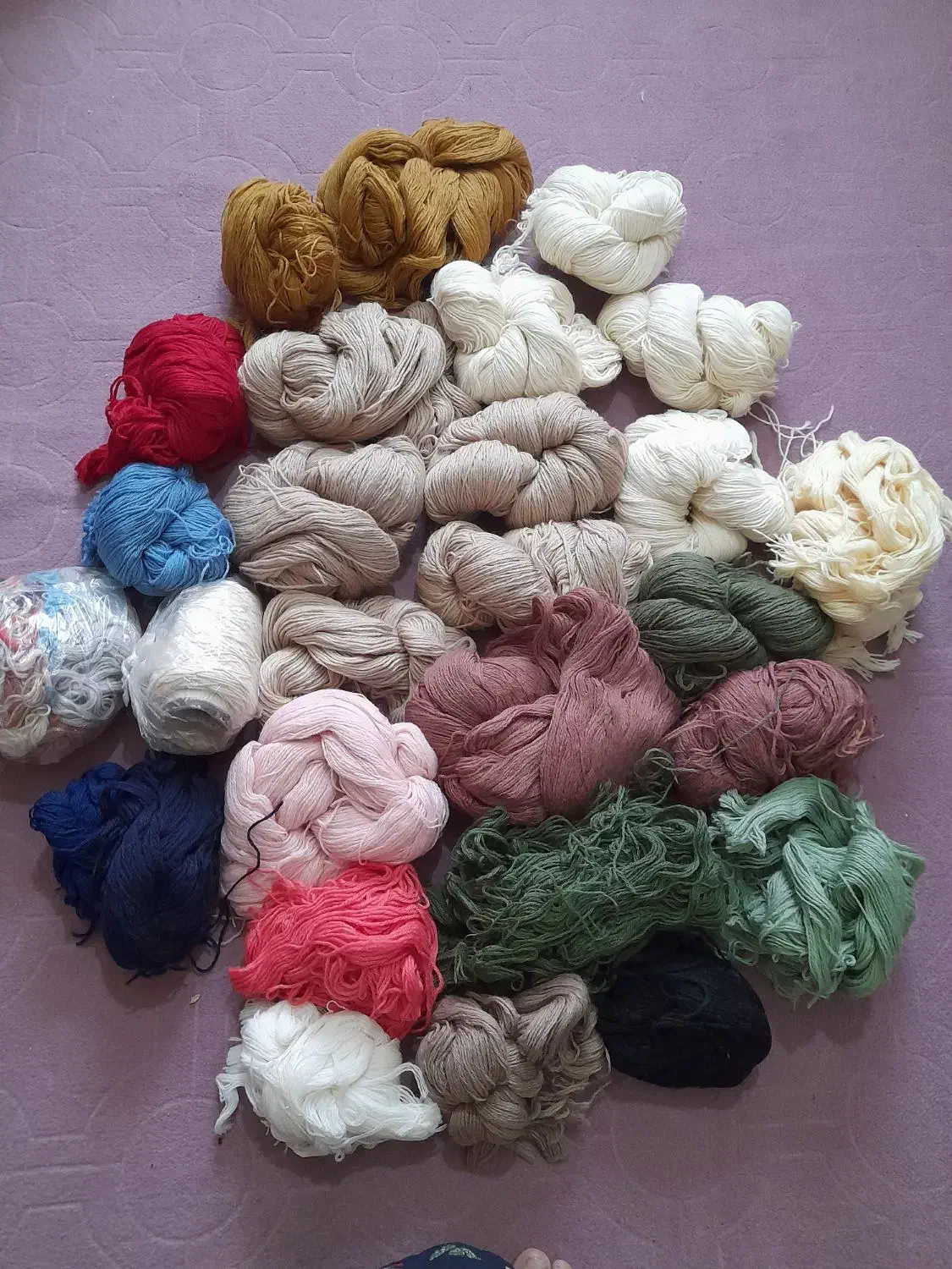 کرک نو و وسایل قالی|لوازم خیاطی و بافتنی|قم, نوبهار|دیوار