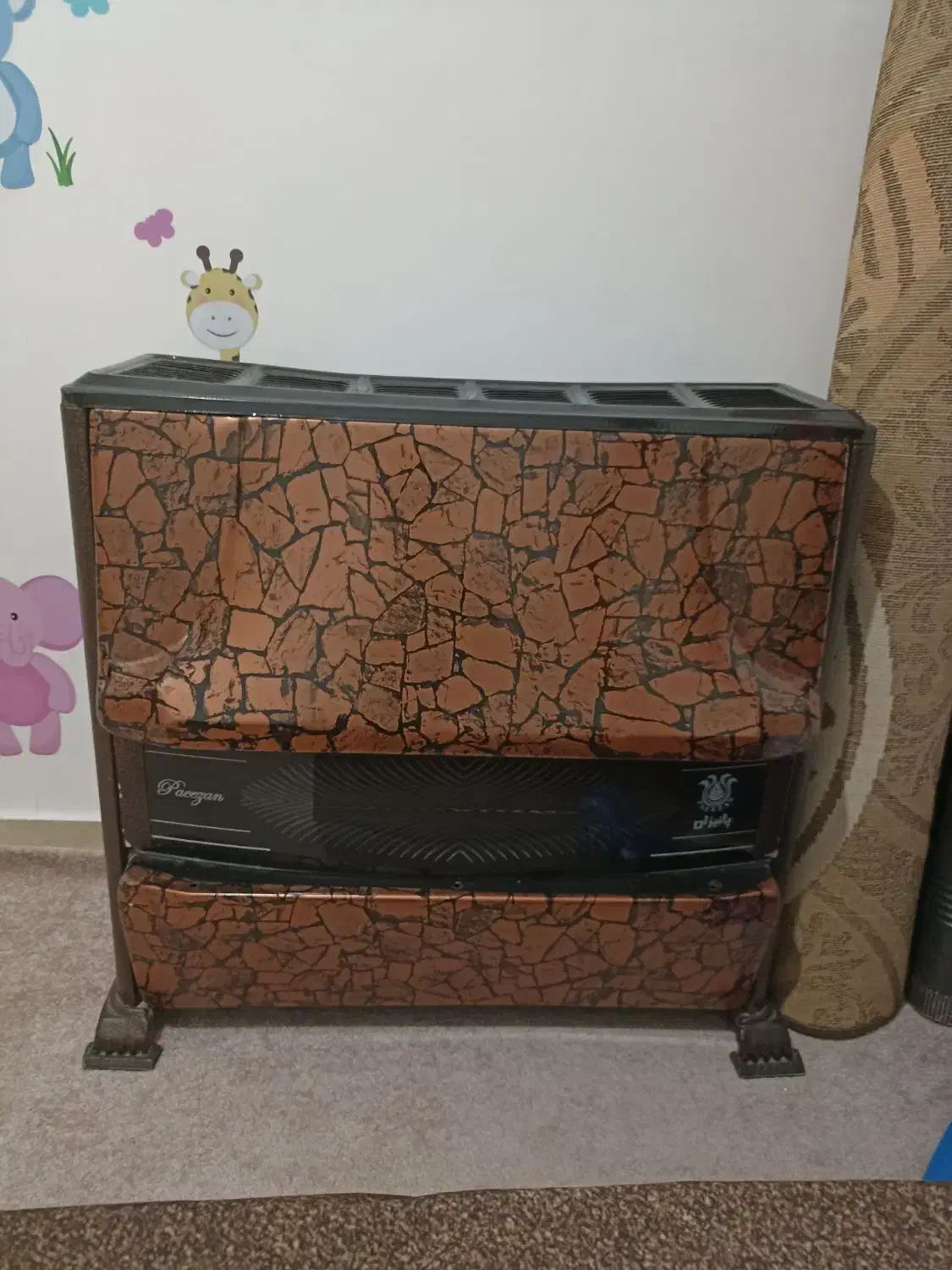 فرش چهارمتری و بخاری|فرش|شریفآباد, |دیوار