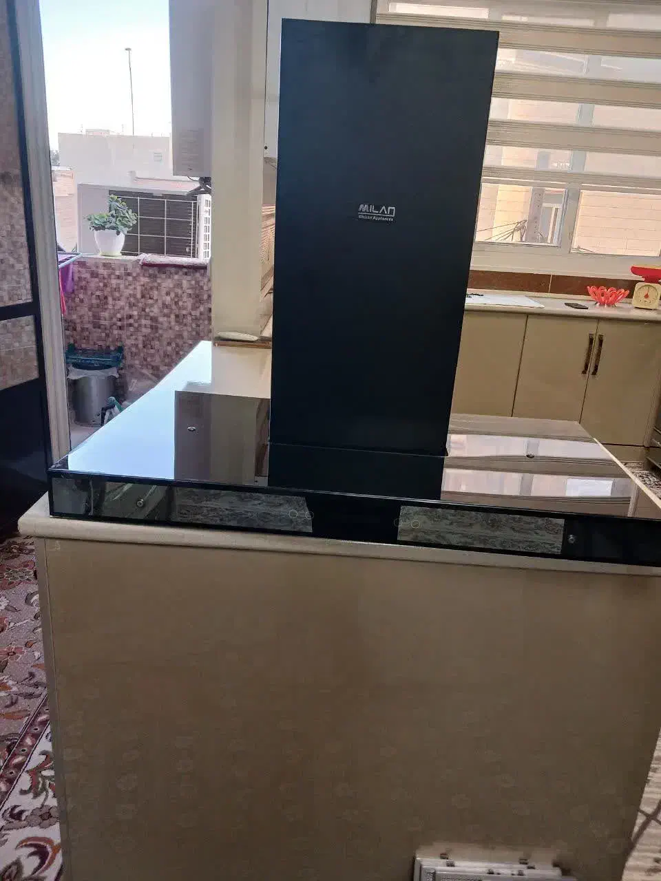 هود شیشه ای میلان|هود|اسلام‌شهر, مطهری|دیوار