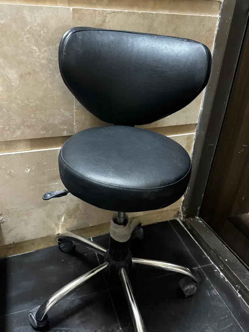 صندلی تابوره چرخدار|صندلی و نیمکت|ساوه, |دیوار