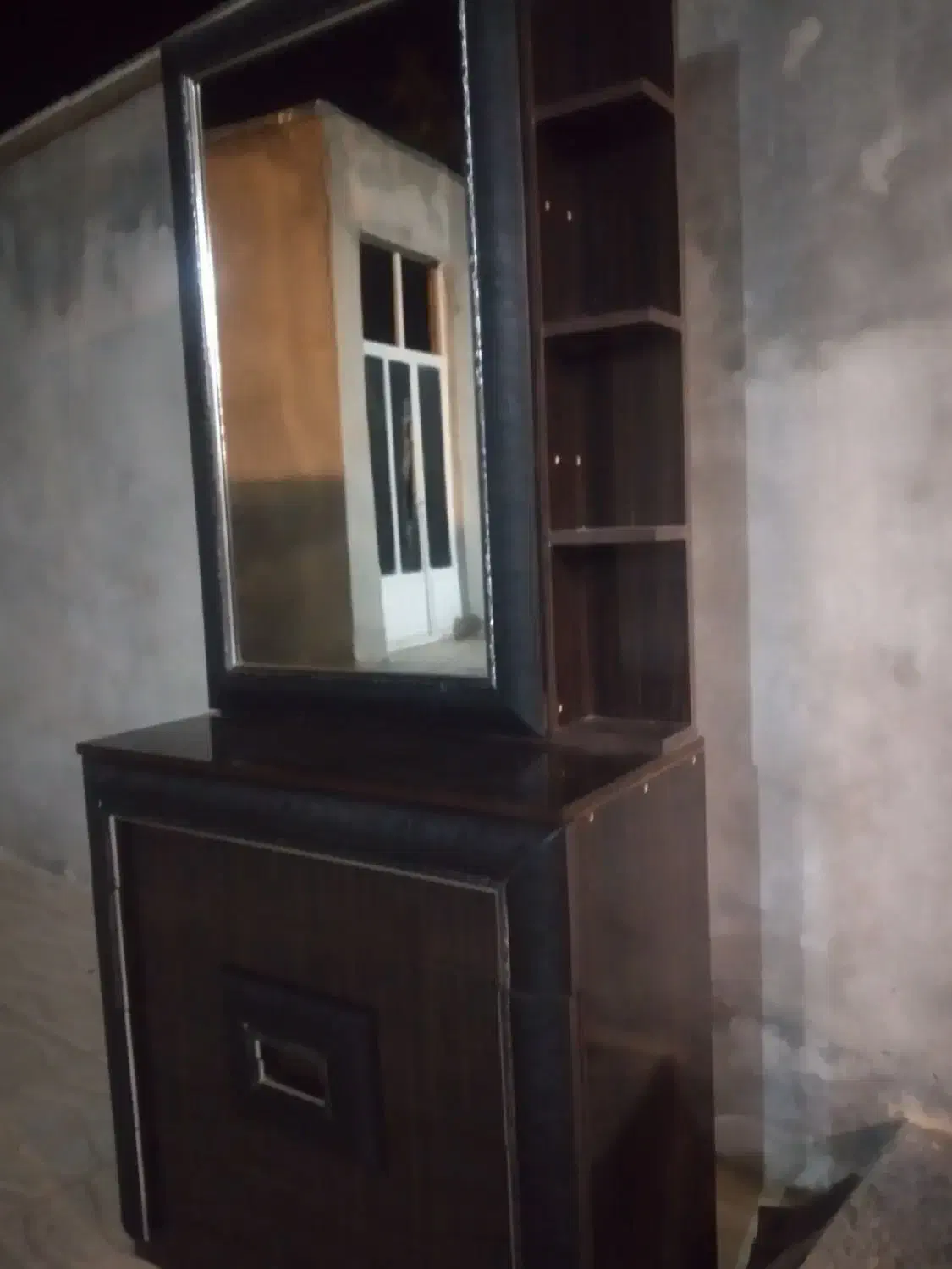 درایور|بوفه، ویترین، کنسول|کیار, |دیوار