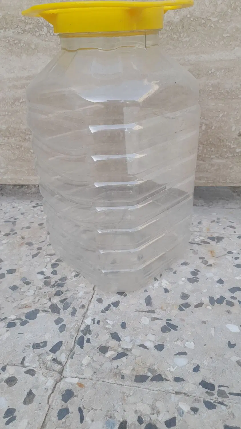 دبه|ظروف نگهدارنده، پلاستیکی، یکبارمصرف|سیرجان, |دیوار