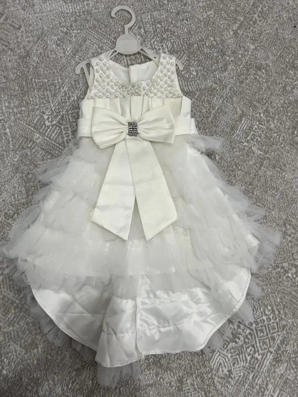 لباس مجلسی|لباس|بم, |دیوار