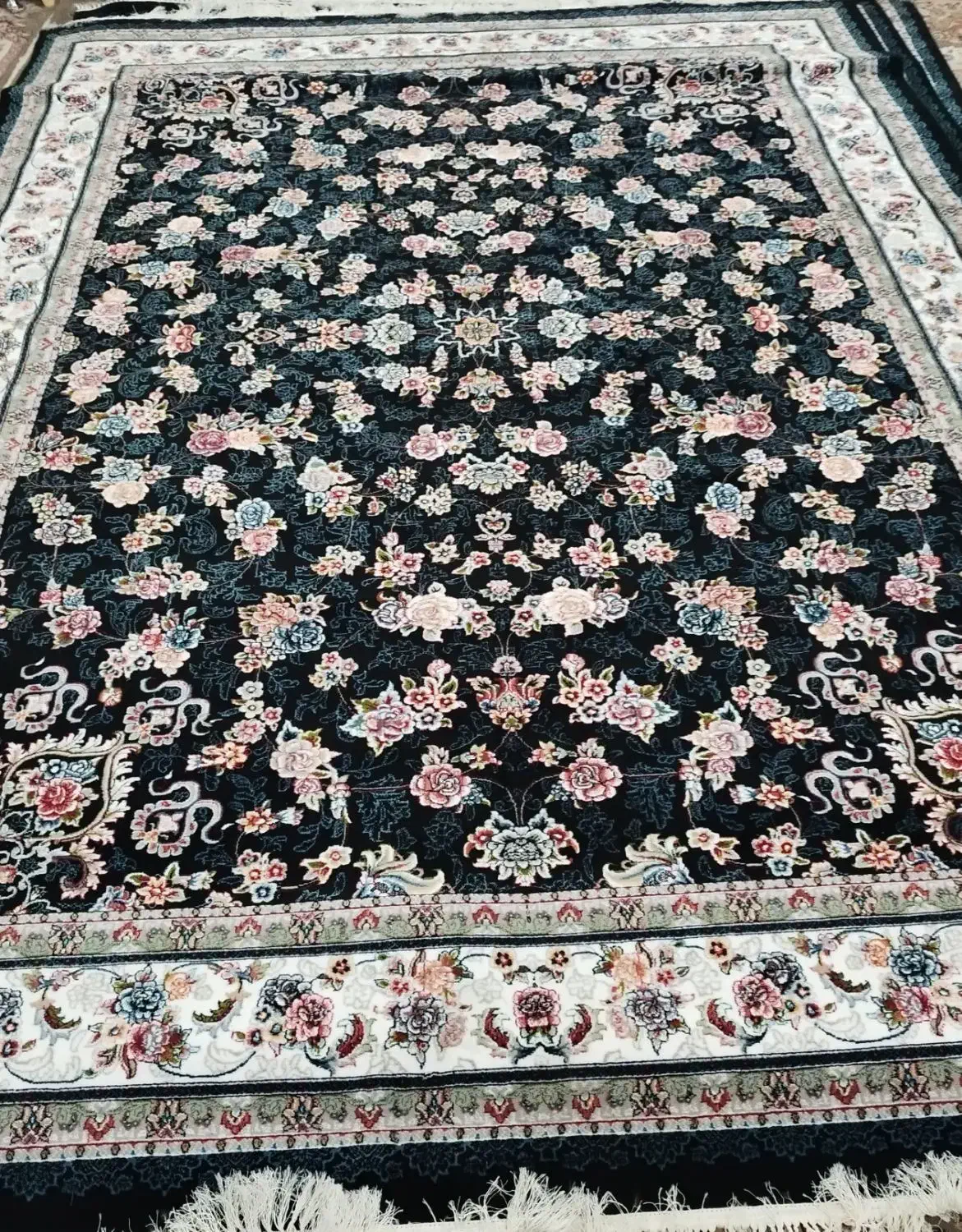 فرش ماشینی آکبند|فرش|قزوین, |دیوار