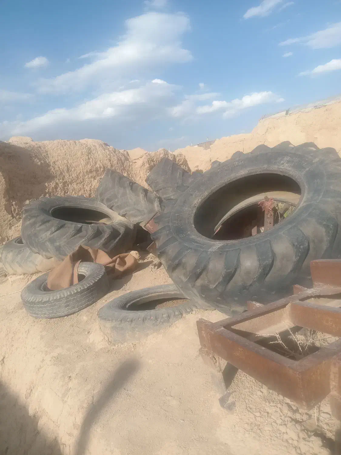 فروش لاستیک دست دوم تراکتور|قطعات یدکی و لوازم جانبی|عسگران, |دیوار