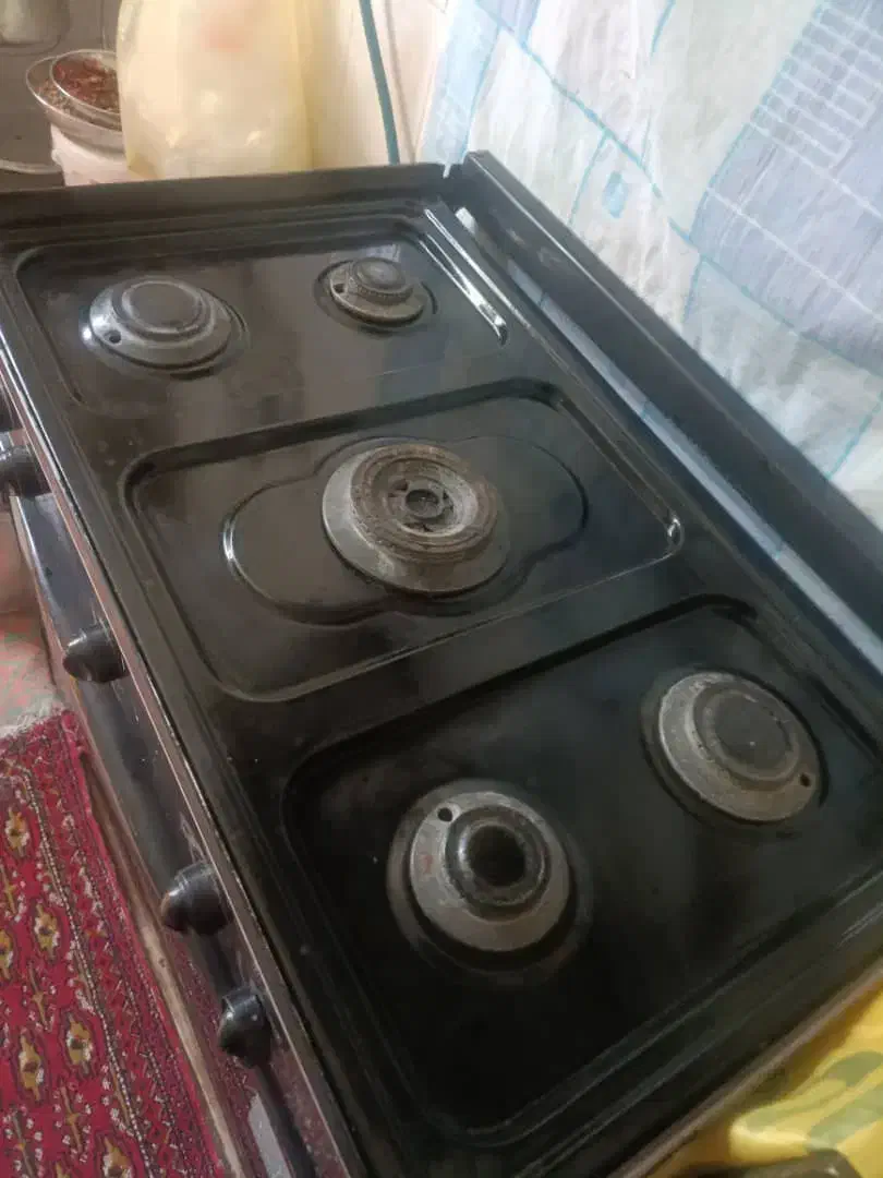 اجاق گاز  دست دوم  ۲۰۰۰۰۰۰|اجاق گاز و لوازم برقی پخت‌وپز|یاسوج, |دیوار
