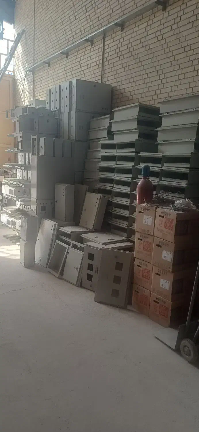 تابلو برق تولیدی|مصالح و تجهیزات ساختمان|شیراز, کرونی(خاتونک)|دیوار