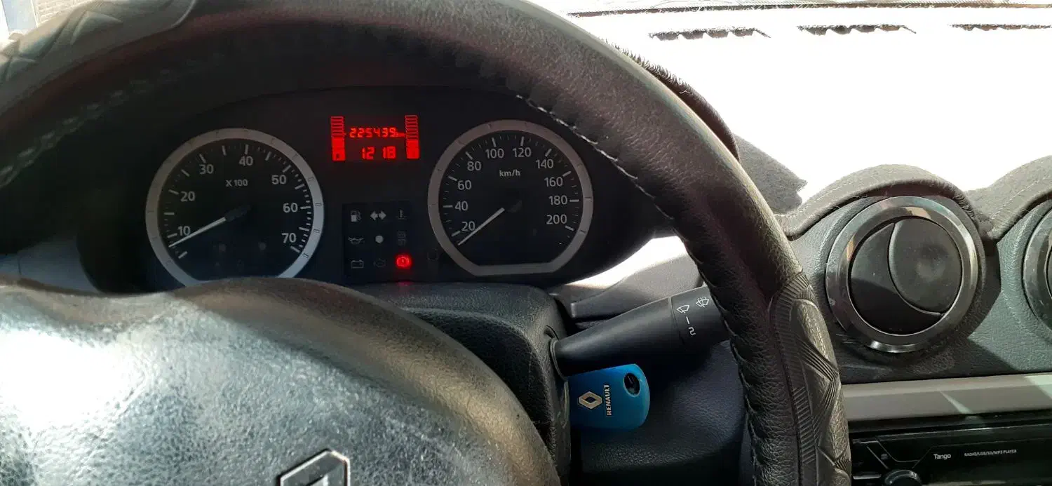 ال۹۰ مدل۸۹ بی رنگ e2 فول کامل. فوق العاده تمیز|خودرو سواری و وانت|شاهینشهر, گزبرخوار|دیوار