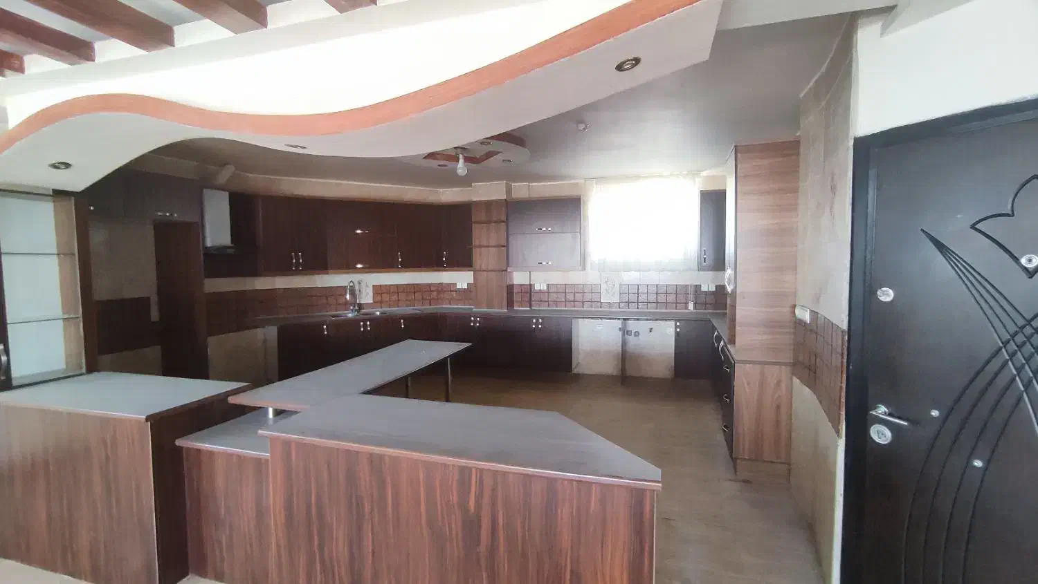 تک واحدی ۲۷۰ متری ویو پارک|اجارهٔ آپارتمان|شاهین‌شهر, طالقانی|دیوار