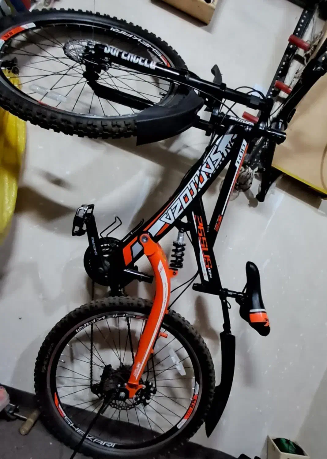 دوچرخه نو|دوچرخه، اسکیت، اسکوتر|رباطکریم, رباطکریم|دیوار