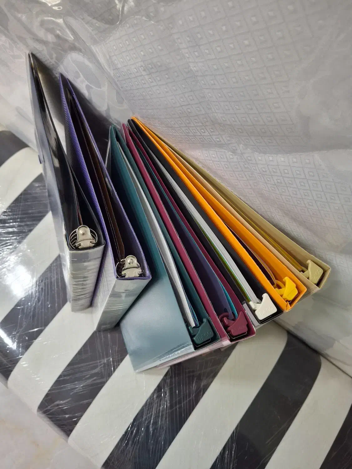 دفتر کلاسوری پاپکو سالم و تمیز و نو هستند مدل606|لوازم التحریر|اصفهان, تخت فولاد|دیوار