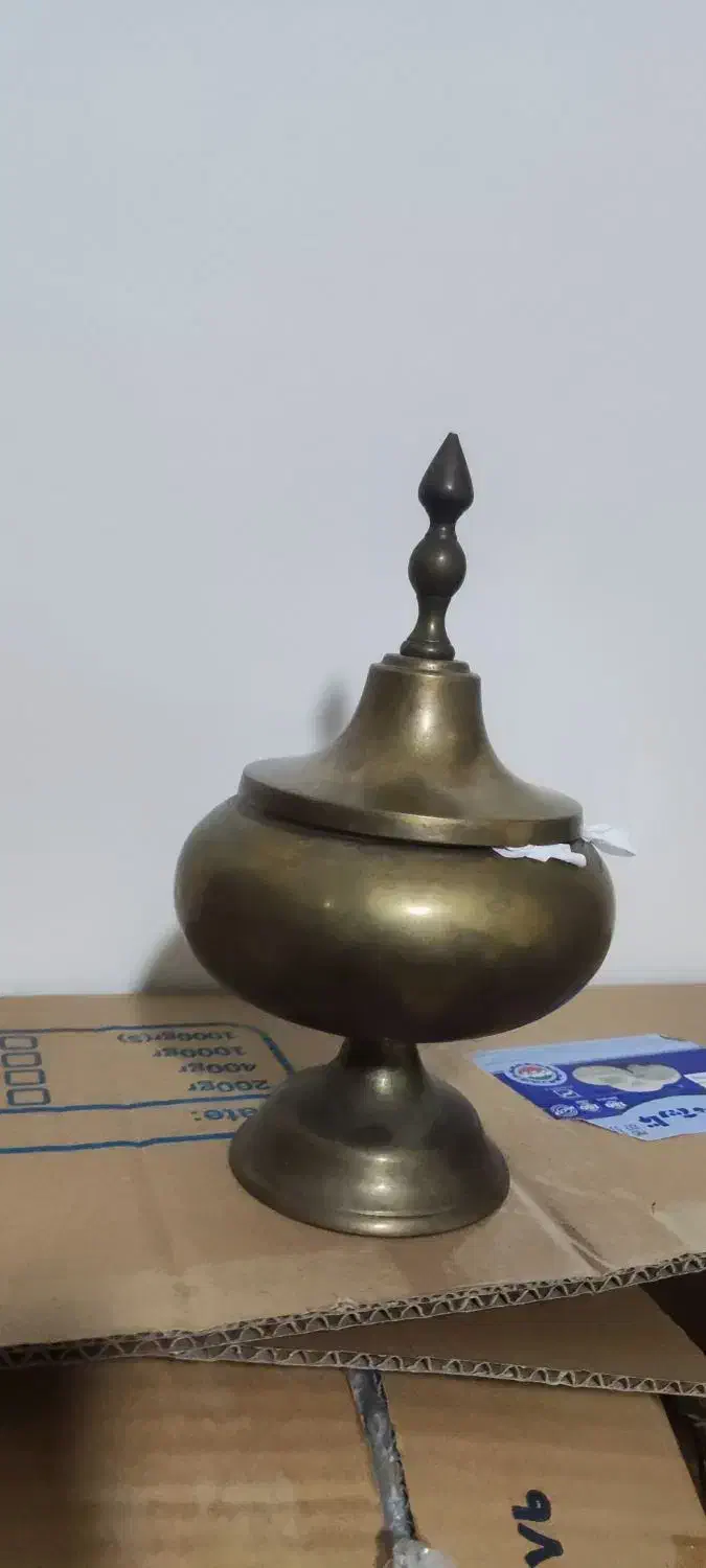 لوستر برنجی و اسب دکوری برنجی و قندان برنجی|لوستر و چراغ آویز|تهران, نارمک|دیوار