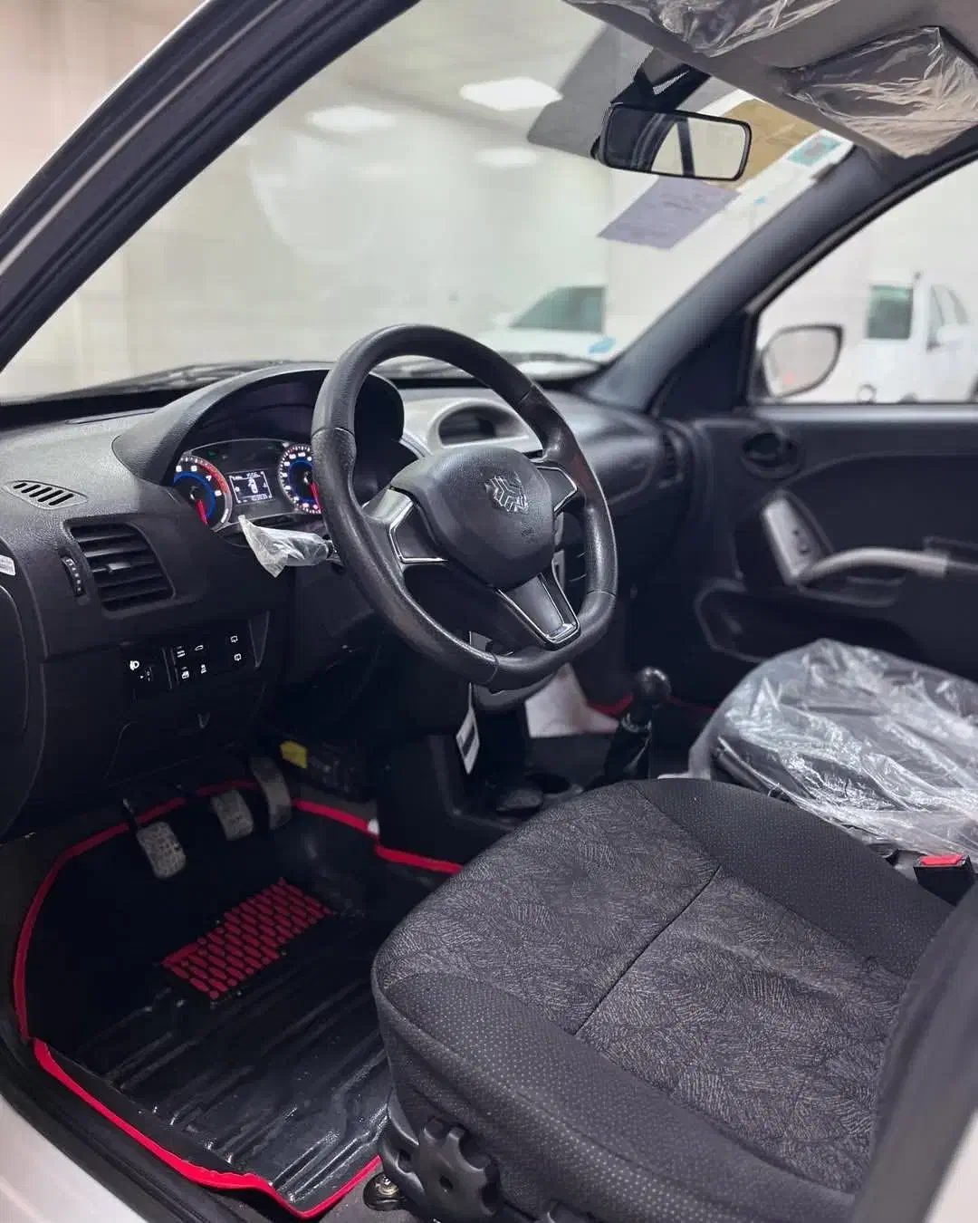 کوییک RS سفید مشکی/1404/صفر خشک تحویل روز|خودرو سواری و وانت|تهران, شهرآرا|دیوار