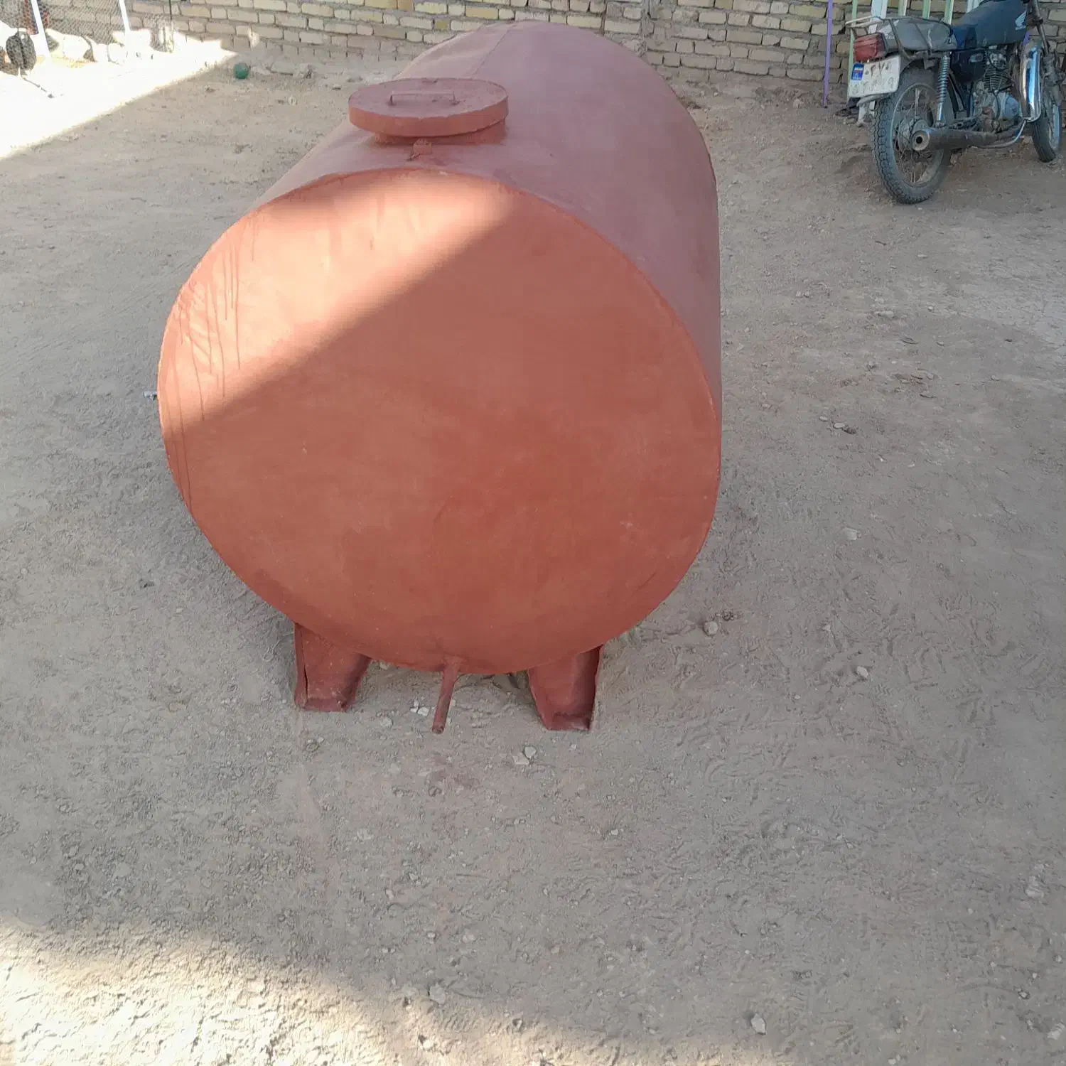 تانکر۱۰۰۰لیتری|مصالح و تجهیزات ساختمان|قیدار, |دیوار