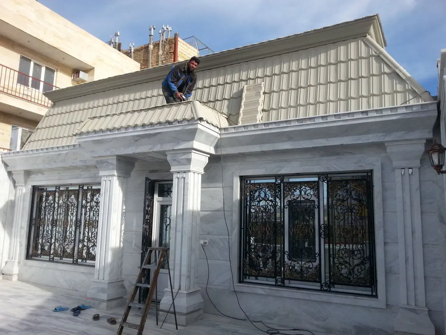 شیروانی و آردواز و اسکلت|خدمات پیشه و مهارت|الیگودرز, |دیوار