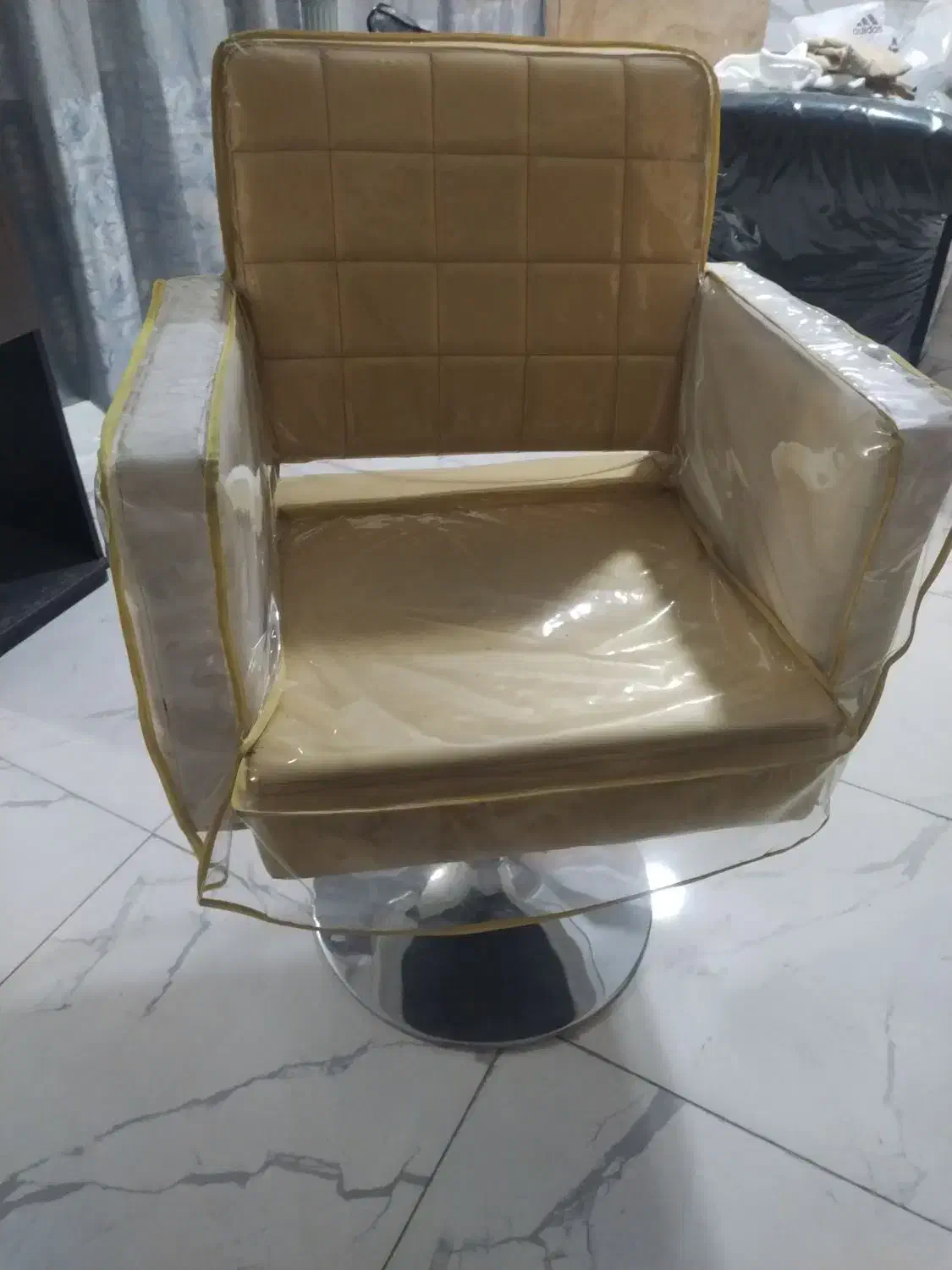 فروش دو عدد صندلی ارایشگاهی|آرایشگاه و سالنهای زیبایی|بومهن, |دیوار