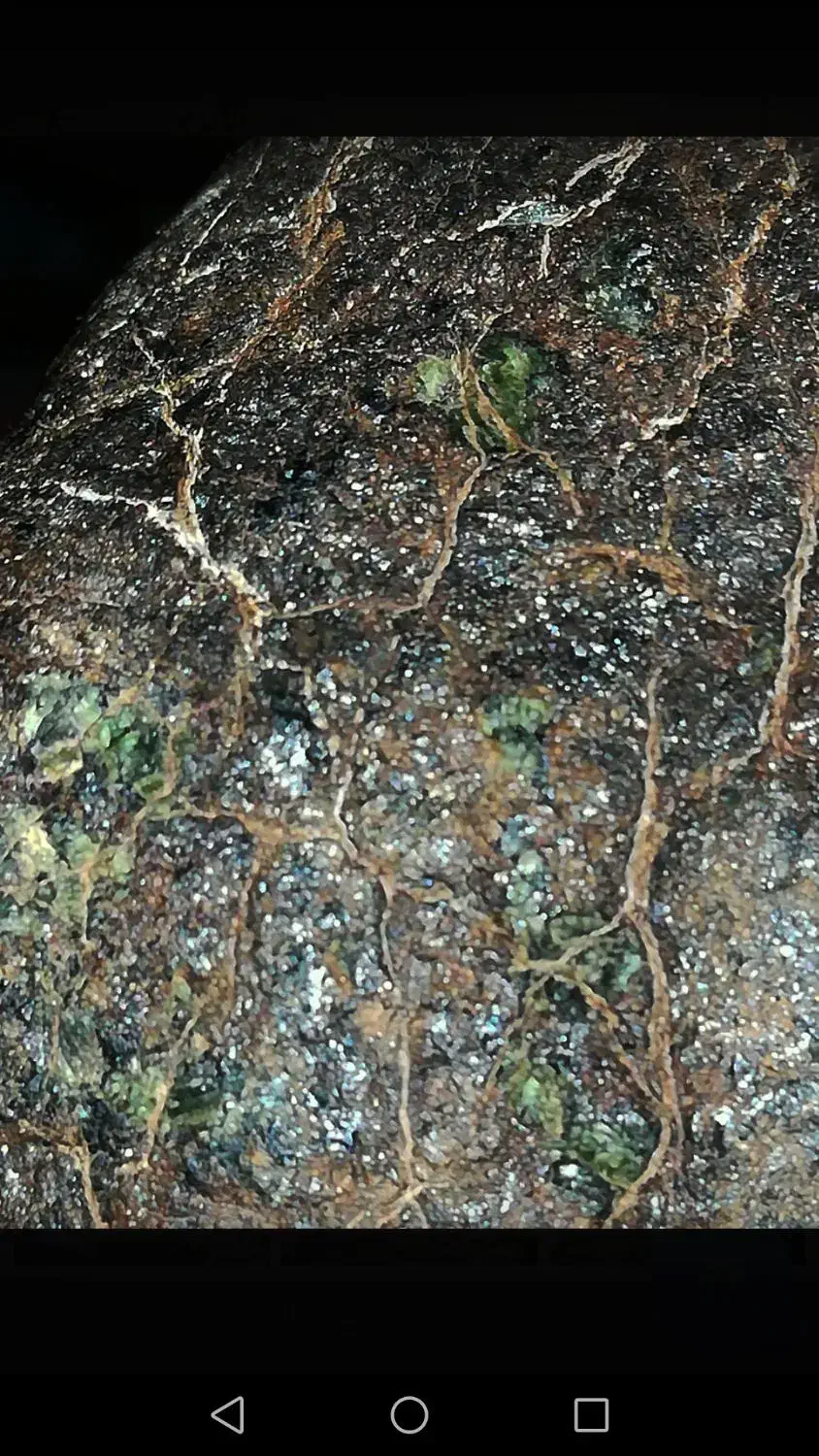 شهاب سنگ|جواهرات|شیراز, کوشک بیدک|دیوار