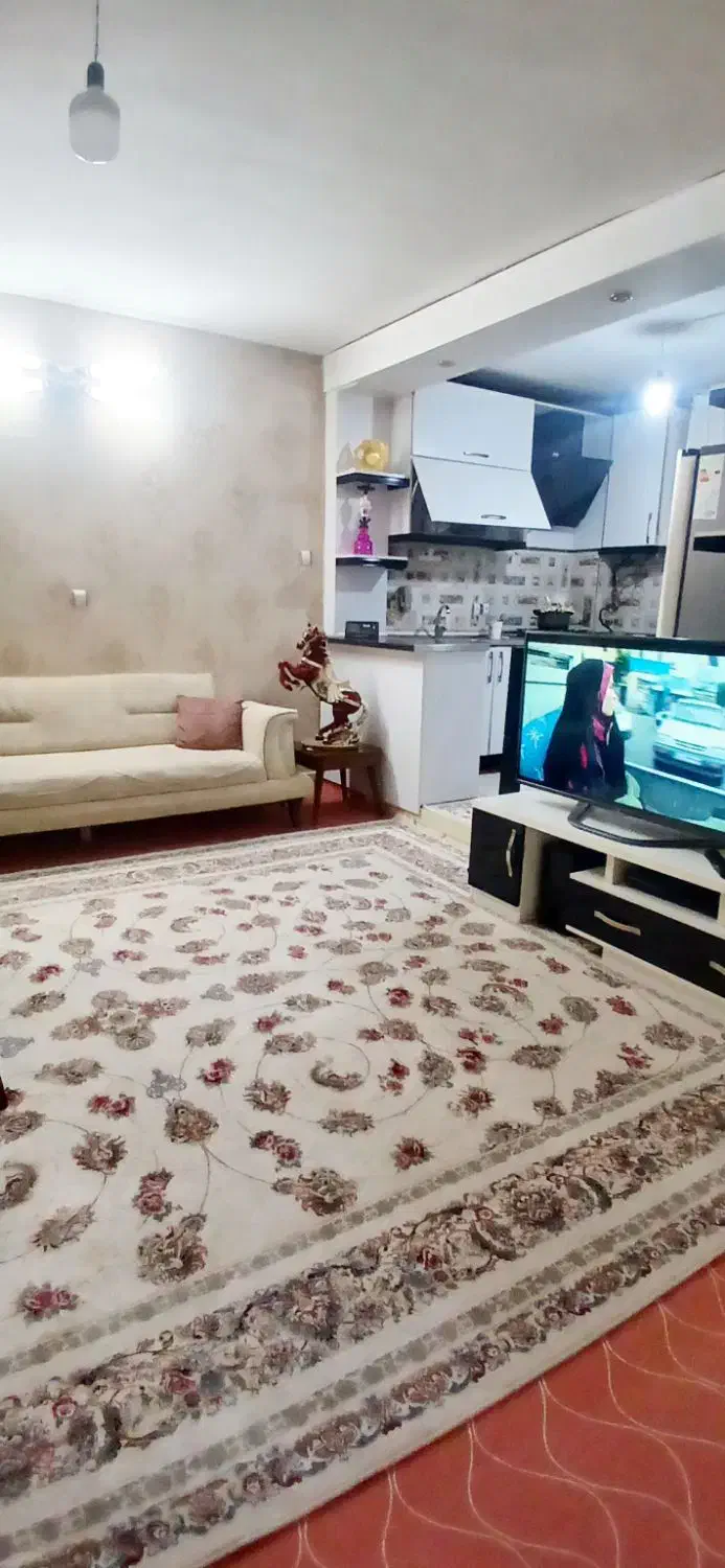 اپارتمان۵۷متر/دوخواب/بازسازی شده/خوش نقشه/قائمیه|فروش آپارتمان|اسلامشهر, شهرک قائمیه|دیوار