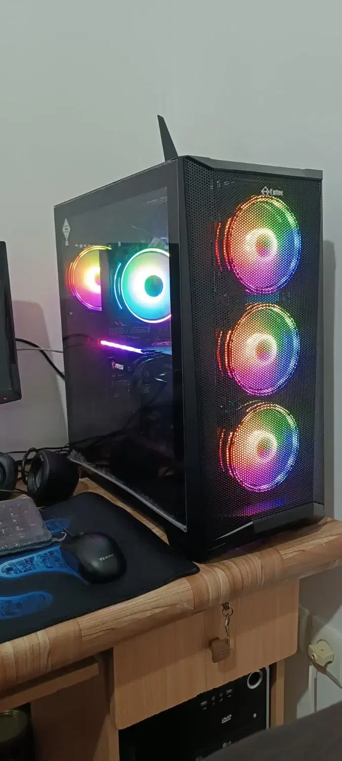 کیس قوی رندر|رایانه رومیزی|تبریز, |دیوار