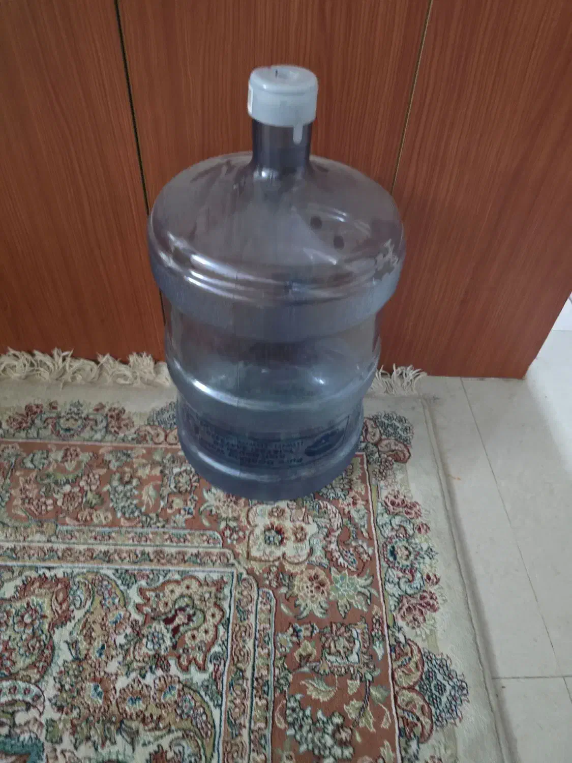 گالون آب ‌کیش نوش|ظروف نگهدارنده، پلاستیکی، یک‌بارمصرف|کیش, |دیوار