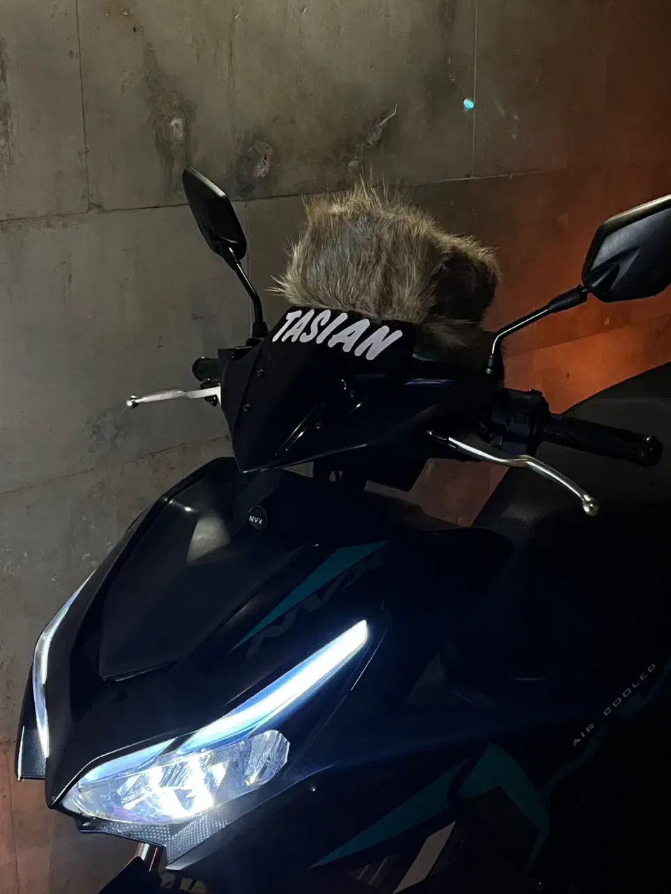 موتور آیروکس ۱۴۰۳ nvx|موتورسیکلت|اردبیل, |دیوار