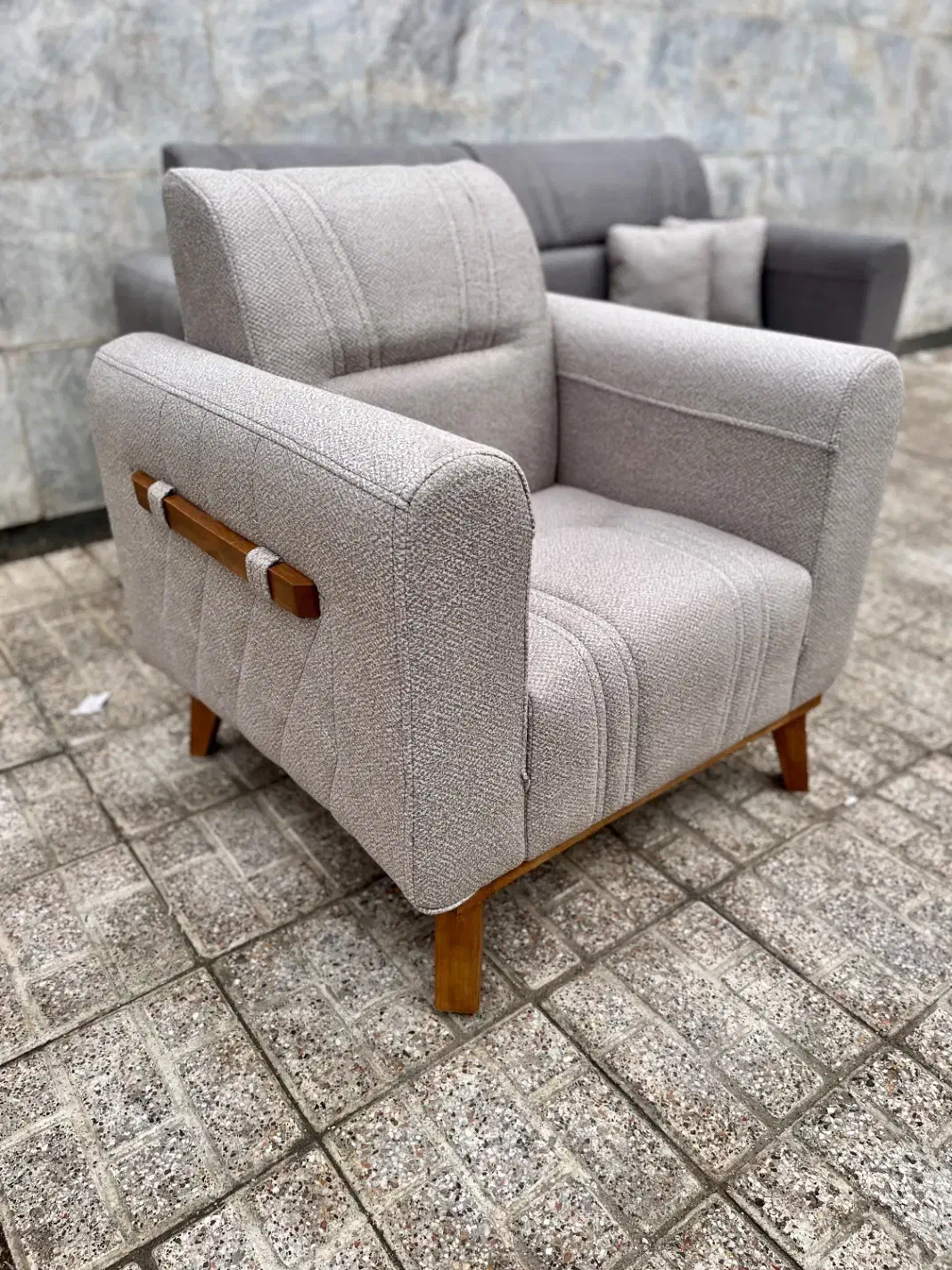 مبل شارلوت مینیمال و جمع‌و‌جور|مبلمان خانگی و میز عسلی|مشهد, مقدم|دیوار