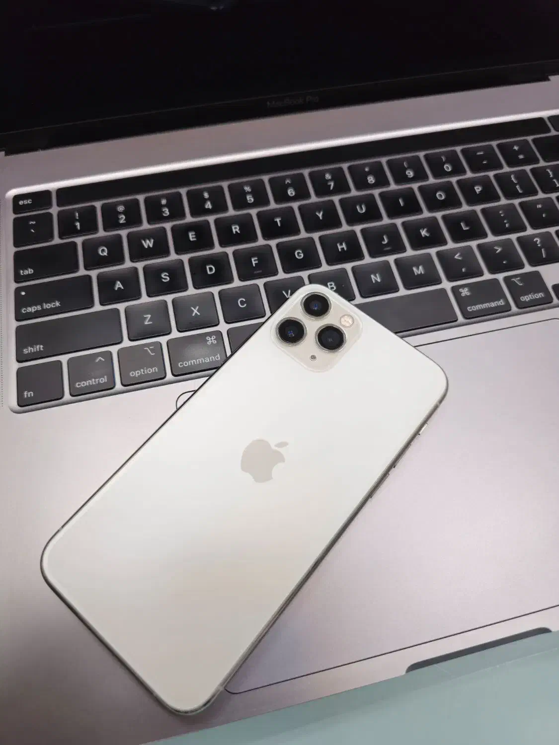iphone 11pro 256 ایفون ۱۱ پرو ۲۵۶ گیگ|موبایل|تهران, فلسطین (میدان انقلاب)|دیوار