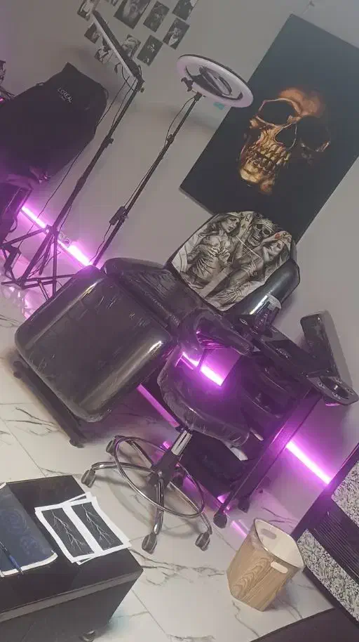 تخت تتو ترولی|آرایشگاه و سالنهای زیبایی|اندیشه, اندیشه فاز ۱|دیوار