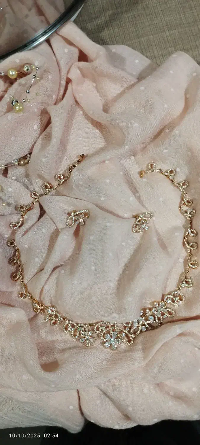 نیم ست رنگ ثابت|بدلیجات|لنگرود, |دیوار